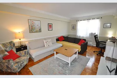 142 Garth Road #1C, Scarsdale, NY 10583 - Photo 1