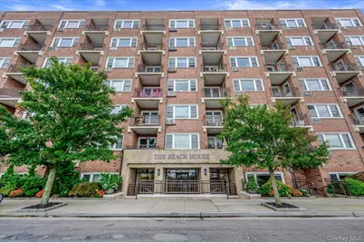 740 E Broadway #4G, Long Beach, NY 11561 - Photo 1
