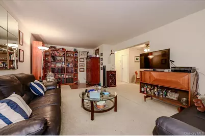 740 E Broadway #4G, Long Beach, NY 11561 - Photo 5