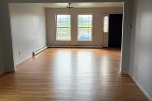 336 Washington St, Newburgh, NY 12550 - Photo 7