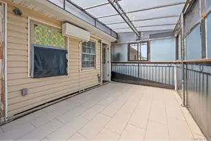 120-02 153rd St, Jamaica, NY 11434 - Photo 15