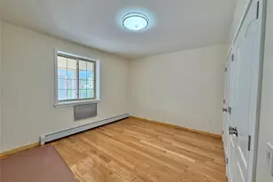 1604 Robertson Pl, Bronx, NY 10465 - Photo 11