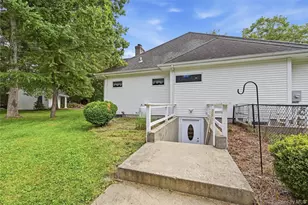 57 E Margin Rd, Ridge, NY 11961 - Photo 33