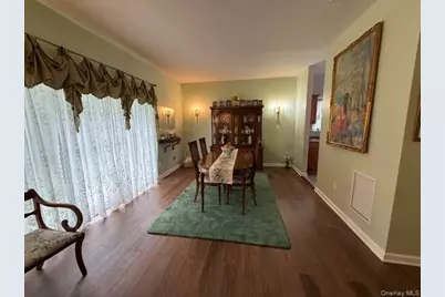 6 Daremy Circle, Medford, NY 11763 - Photo 5