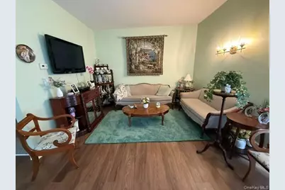 6 Daremy Circle, Medford, NY 11763 - Photo 3
