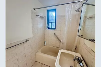 2049 McGraw Avenue #6H, Bronx, NY 10462 - Photo 3