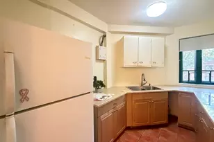 2049 McGraw Ave, Bronx, NY 10462 - Photo 5