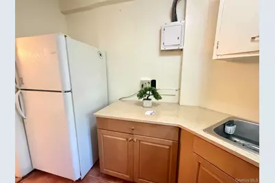 2049 McGraw Avenue #6H, Bronx, NY 10462 - Photo 7
