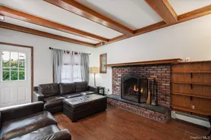 73 Anndom Ct, North Babylon, NY 11703 - Photo 11