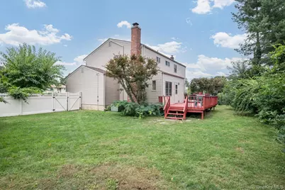 73 Anndom Court, North Babylon, NY 11703 - Photo 27