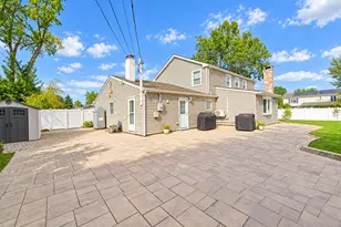 2 Teton Pl, Lake Grove, NY 11755 - Photo 7