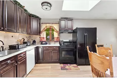 1024 Howells Road, Bay Shore, NY 11706 - Photo 5