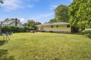 1024 Howells Rd, Bay Shore, NY 11706 - Photo 13