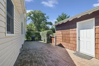 75 Champlin Avenue, Bellport, NY 11713 - Photo 45