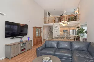 8 Lavern Dr, Middle Island, NY 11953 - Photo 9