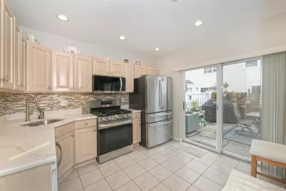 8 Lavern Drive, Middle Island, NY 11953 - Photo 13