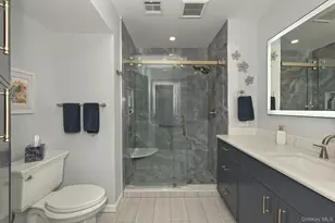 8 Lavern Dr, Middle Island, NY 11953 - Photo 19