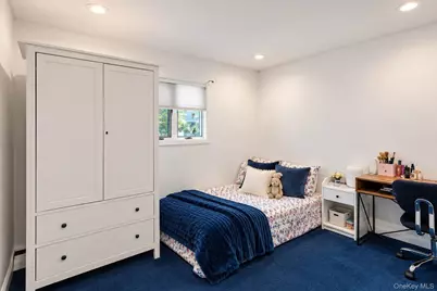 15 Elmwood Lane, Syosset, NY 11791 - Photo 21
