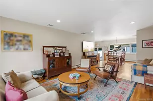 15 Elmwood Ln, Syosset, NY 11791 - Photo 3