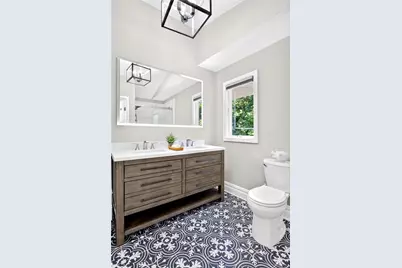 444 Lakeview Avenue, Rockville Centre, NY 11570 - Photo 19