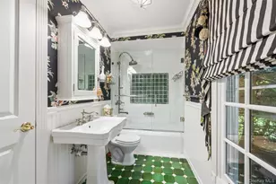 810 David Whites Ln, Southampton, NY 11968 - Photo 5