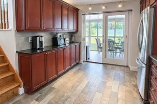 162-18 96th St, Howard Beach, NY 11414 - Photo 7