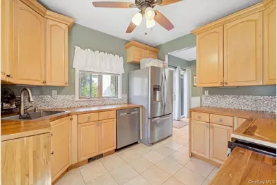 13 Fairfield Road, Carmel, NY 10512 - Photo 5