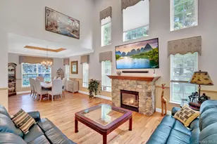 11 Tina Ln, Mount Sinai, NY 11766 - Photo 9