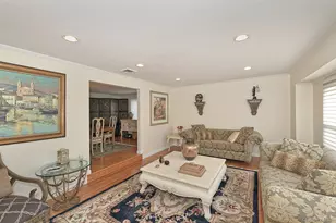 29 Abbot Rd, Smithtown, NY 11787 - Photo 15