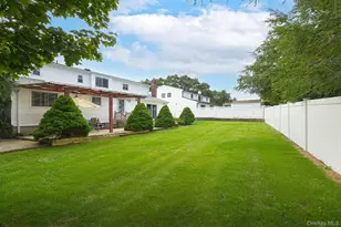 29 Abbot Rd, Smithtown, NY 11787 - Photo 37