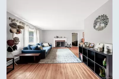 7 Sharon Avenue, East Setauket, NY 11733 - Photo 5