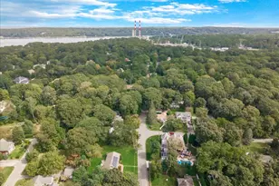 7 Sharon Ave, East Setauket, NY 11733 - Photo 29