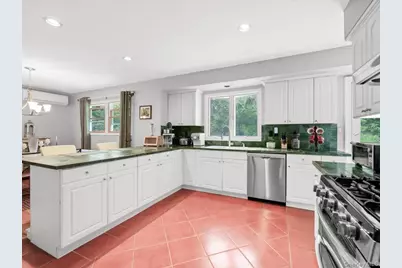 7 Sharon Avenue, East Setauket, NY 11733 - Photo 11