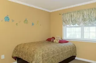 37 Howard Dr, Coram, NY 11727 - Photo 25
