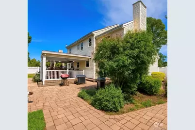 37 Howard Drive, Coram, NY 11727 - Photo 9