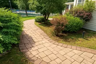 37 Howard Dr, Coram, NY 11727 - Photo 11