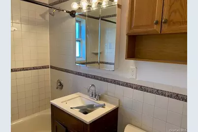 73-61 260th Street #H-1, Glen Oaks, NY 11004 - Photo 9