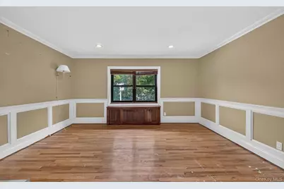 317 Main Street #C, Roslyn, NY 11576 - Photo 9