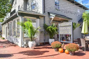 317 Main St, Roslyn, NY 11576 - Photo 35