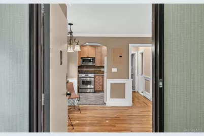 317 Main Street #C, Roslyn, NY 11576 - Photo 5