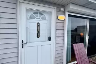 3104 Bluffs Dr S, Calverton, NY 11933 - Photo 5