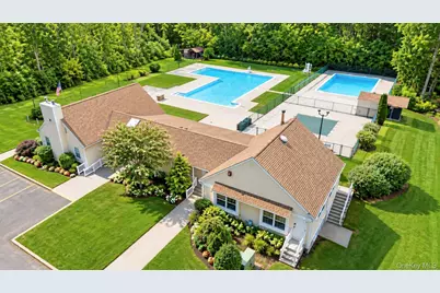2 Adams Commons, Yaphank, NY 11980 - Photo 35
