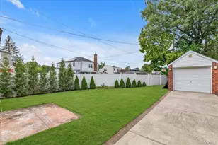 12 Kingston St, Elmont, NY 11003 - Photo 21