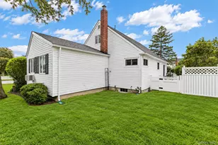 99 Harmony Dr, Massapequa Park, NY 11762 - Photo 25