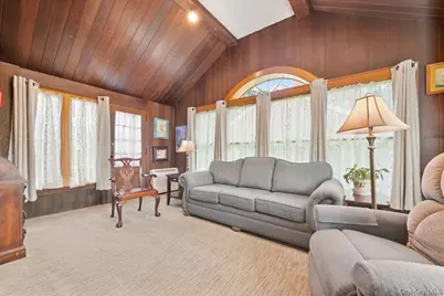 119 Somerset Avenue, Garden City, NY 11530 - Photo 7