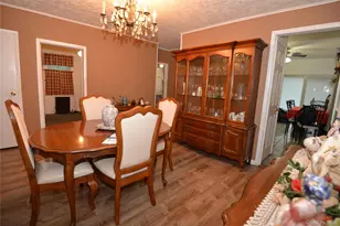 7 S Bay Ave, Freeport, NY 11520 - Photo 9