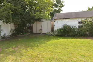 7 S Bay Ave, Freeport, NY 11520 - Photo 3