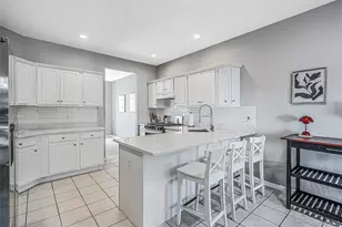 23 Willow Wood Dr, East Setauket, NY 11733 - Photo 7