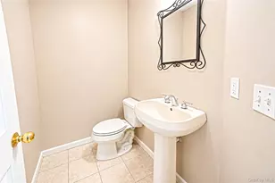 23 Willow Wood Dr, East Setauket, NY 11733 - Photo 15