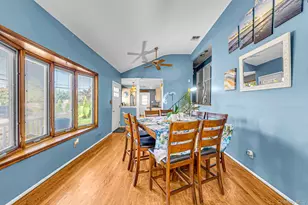 833 N Fulton Ave, Lindenhurst, NY 11757 - Photo 5